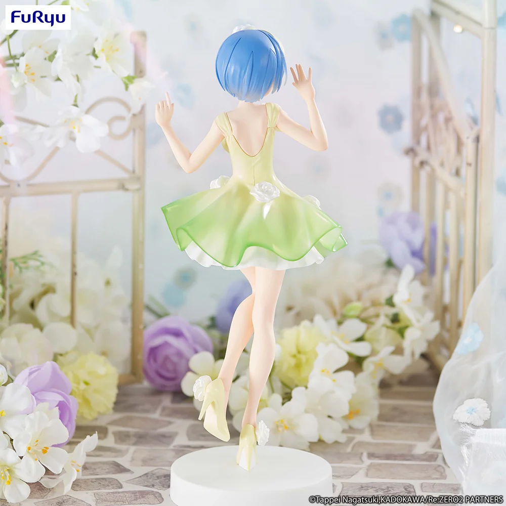 Trio-Try-iT Figure: Rem Flower Dress - Image 3